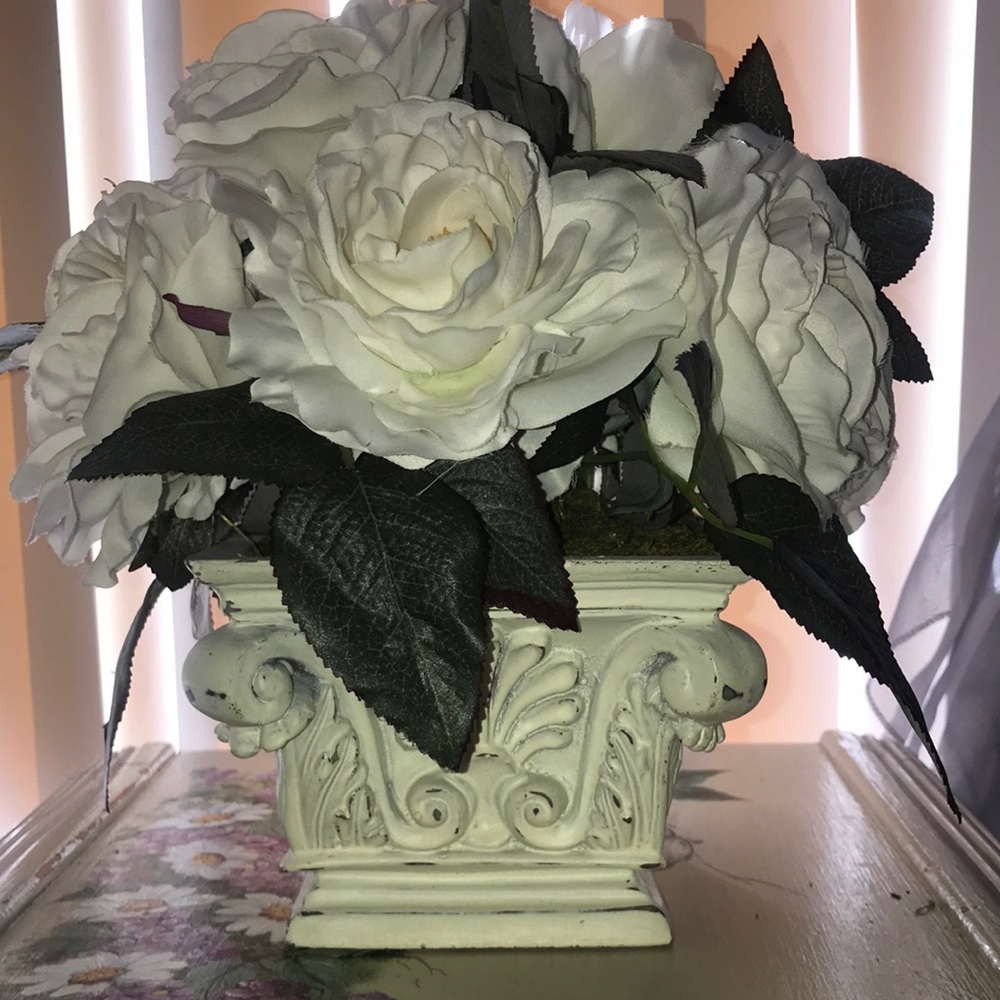 3/$24 White peony floral arrangement.